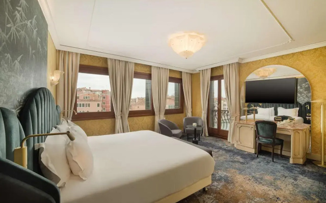 NH Venezia Santa Lucia Hotel