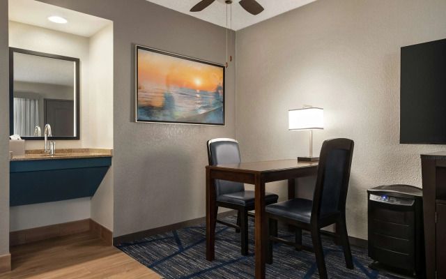 Embassy Suites by Hilton Miami International Airport