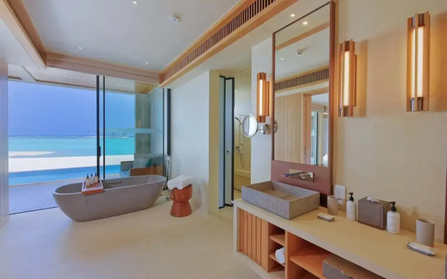 Kuda Villingili Resort