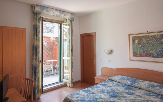 Tirreno Hotel