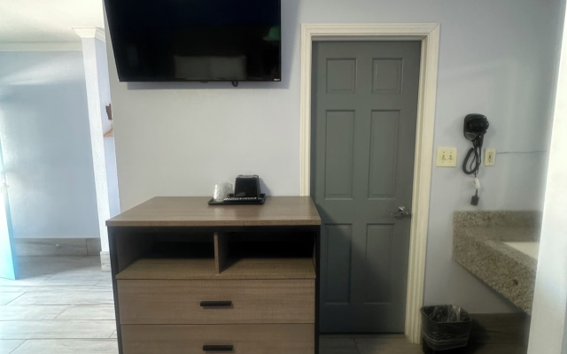 Carrizo Executive Inn