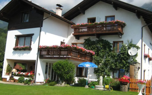 Privatpension Gästehaus Sonnenheim