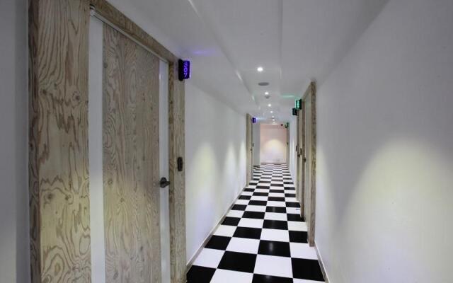 One Night Two Day Hotel
