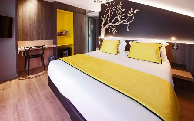Отель Hotel Le Kennedy - The Originals Relais