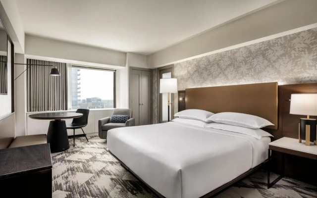 Le Centre Sheraton Montreal Hotel