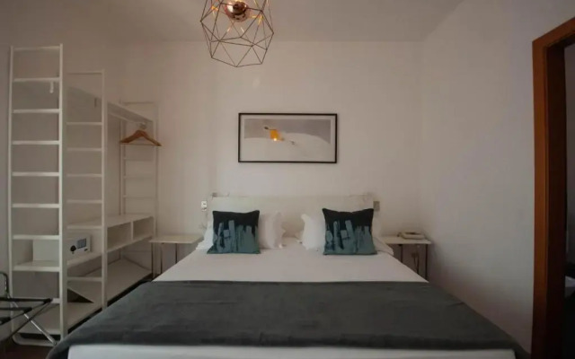 Hotel Peler