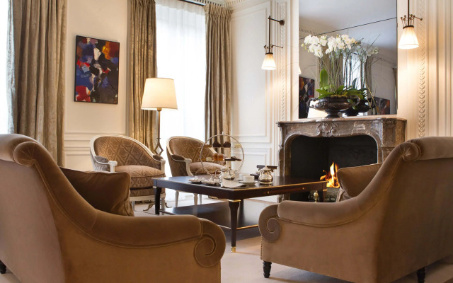 La Reserve Paris Hotel and Spa