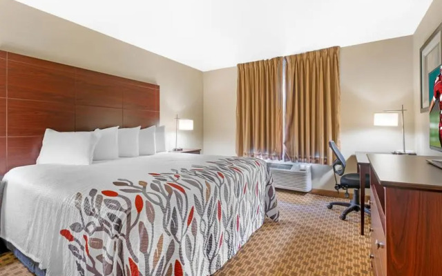 Red Roof Inn Charlestown