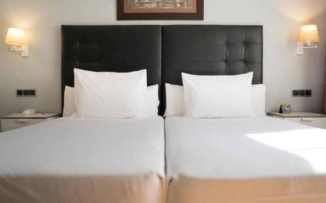 Hotel Sercotel Tres Luces