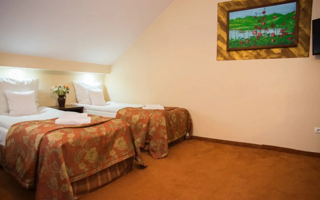 Hotel Karino Spa