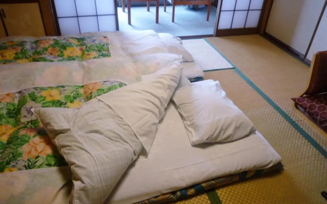 Ito Onsen Yokikan Guest House