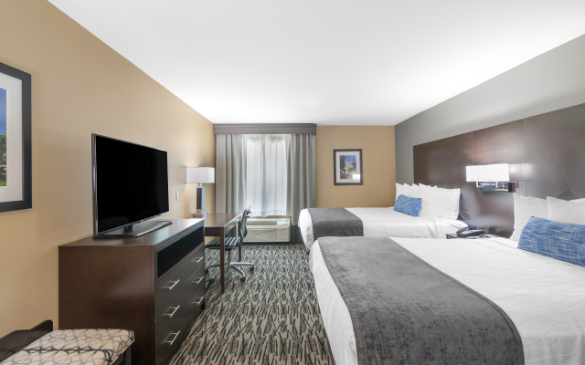 Best Western Plus Denton Inn & Suites