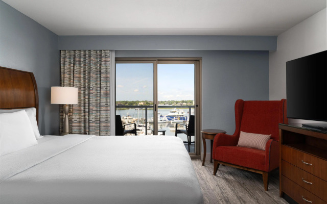 Hilton Garden Inn Charleston Waterfront/Downtown