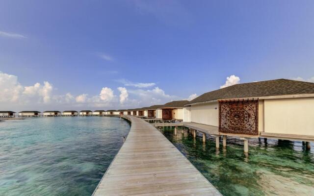 Cinnamon Dhonveli Maldives Resort