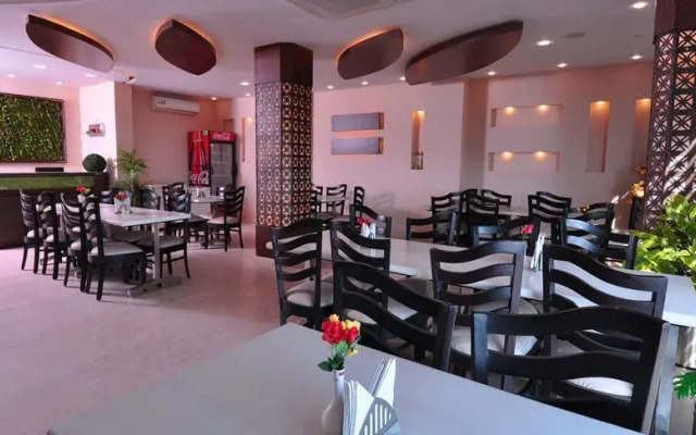Hotel Asian Plaza Dharamshala
