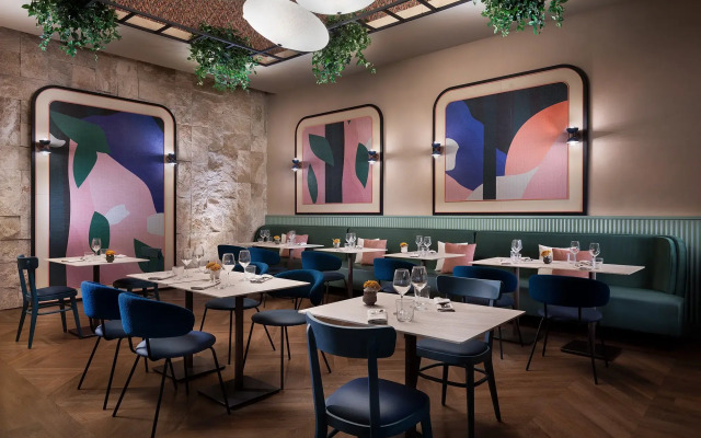 The Spring House Hotel Rome Vatican, Tapestry Collection by Hilton