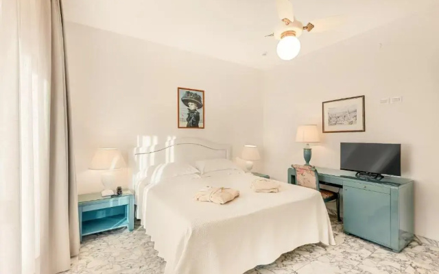 Hotel President