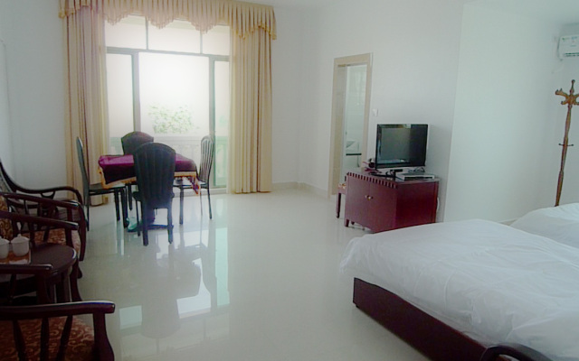 Hong Ze Yuan Hotel Yangjiang