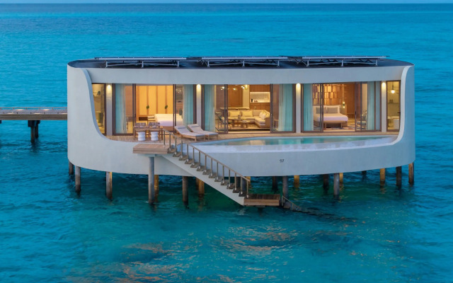Centara Grand Lagoon Maldives