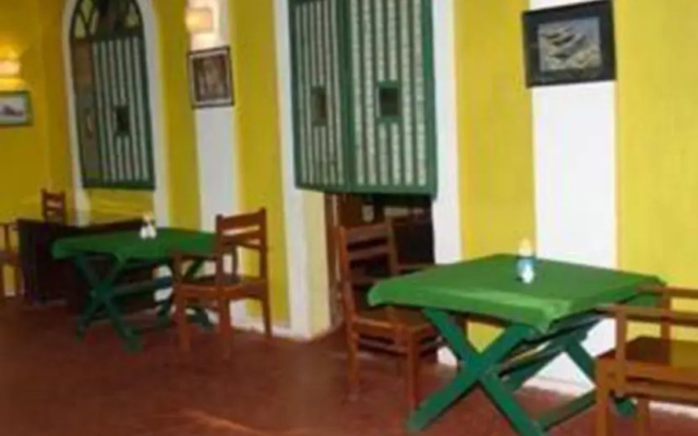 Grand Astoria Hotel
