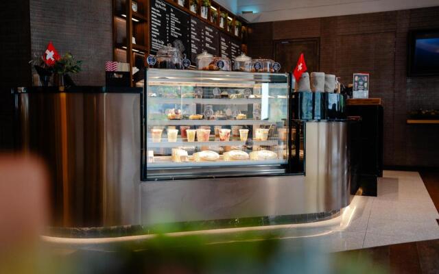 Revier Hotel - Dubai