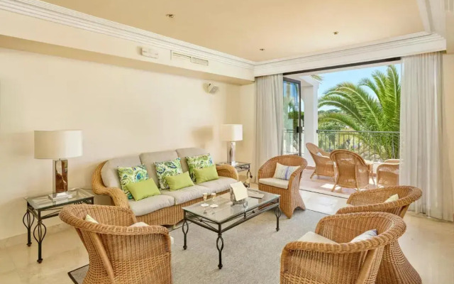 Ria Park Garden Hotel