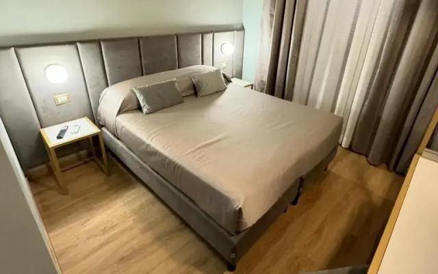 RomAntica Hotel
