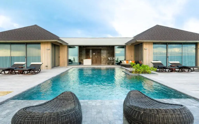 Madifushi Private Island Hotel