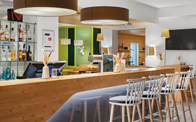 Hey Lou Hotel Piding	