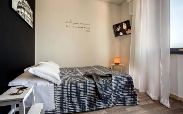 Radio Hotel
