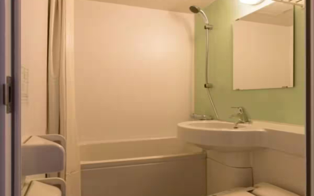 (No Window) Semi-Double room 사진 4