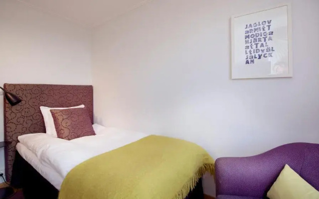 Home Hotel Wellington Hotel