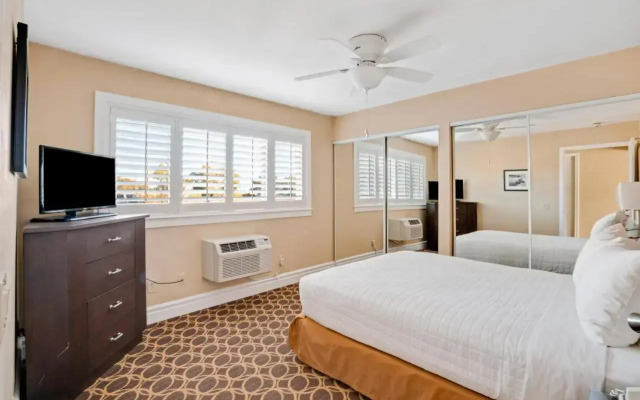 Marin Suites Hotel