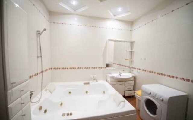 Artist Hostel на Бауманской