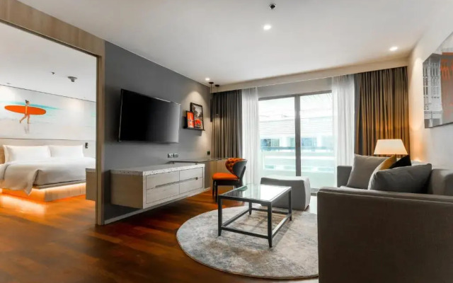 Radisson RED Phuket Patong Beach	