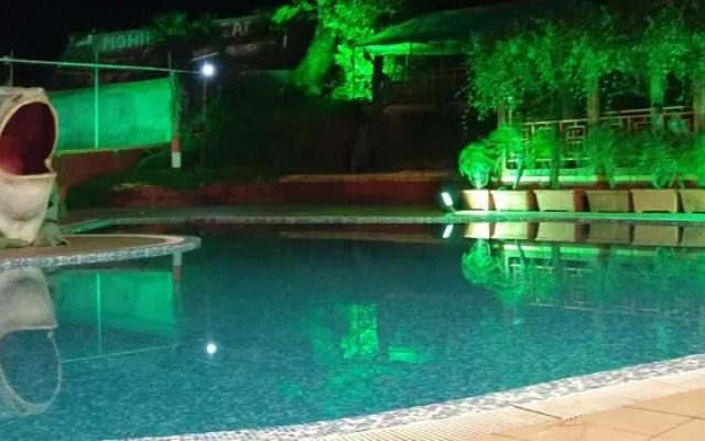 Mohili Meadows Resort
