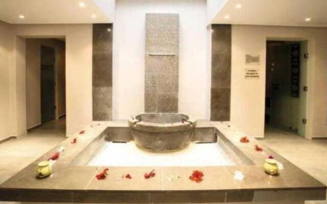 Hotel Tropicana Club & Spa