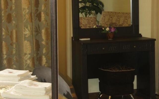 Kavkaz Hotel