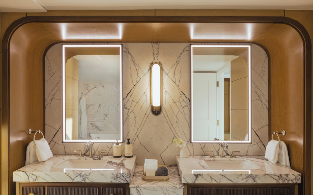 Regent Santa Monica Beach