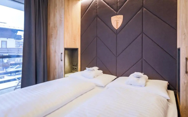 24 by AvenidA - Mountain Hotel