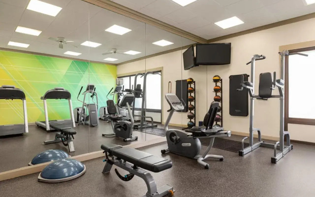 Holiday Inn Boston - Cambridge Area by IHG