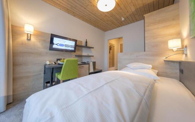 KOSIS Sports Lifestyle Hotel
