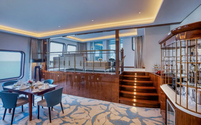 Queen Elizabeth 2 Hotel by Accor