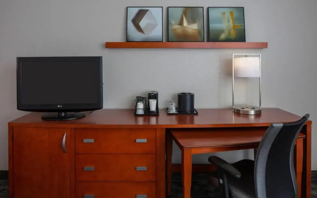 Courtyard by Marriott Orlando International Dr / Conv Cntr