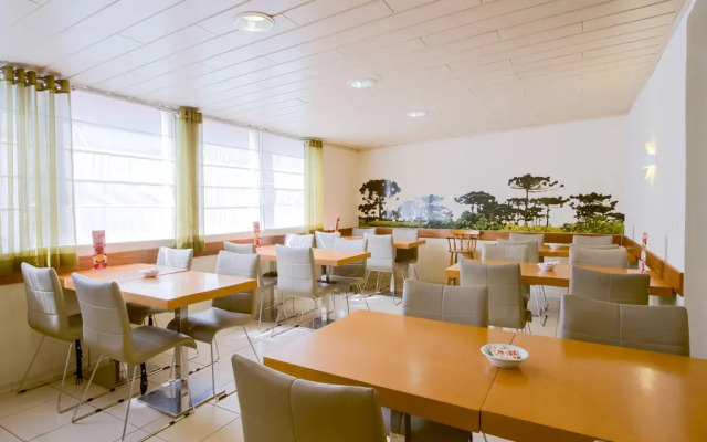 ibis Styles Curitiba Centro Cívico