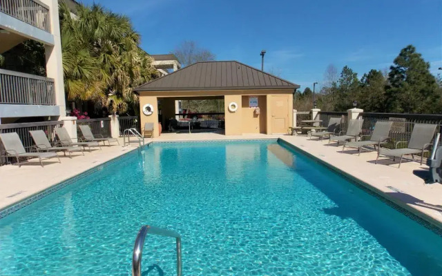 Home Town Inn & Suites Crestview