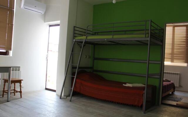 Enola Guest House