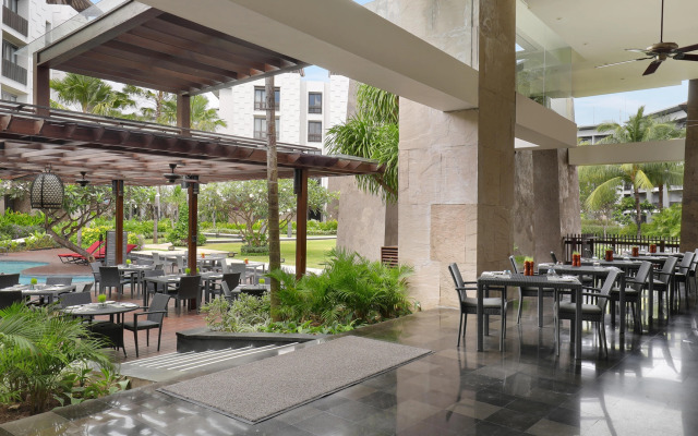 Pullman Bali Legian Beach