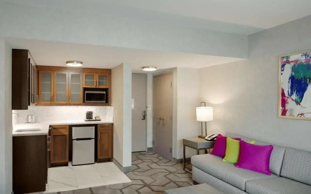 The Kingsley Bloomfield Hills - a DoubleTree by Hilton