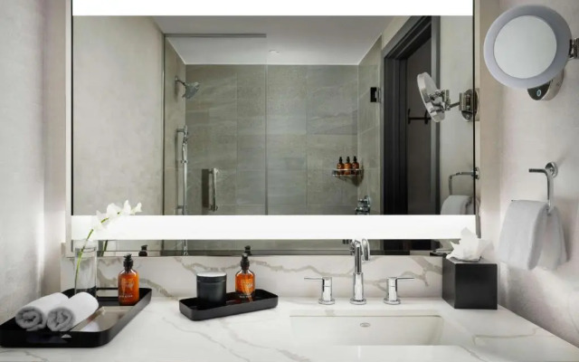 Hotel Alpenrock Breckenridge, Curio Collection by Hilton